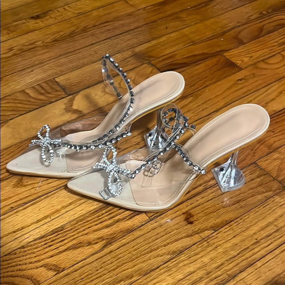 Elegant Clear Rhinestone Embellished Heels